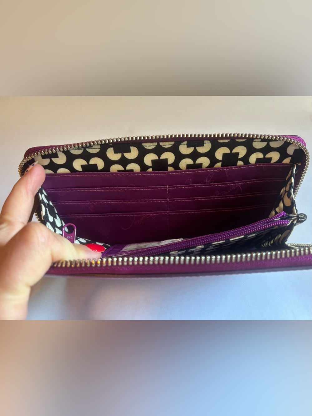 Vera Bradley purple/Magenta Zip Wallet - Picture 5 of 11